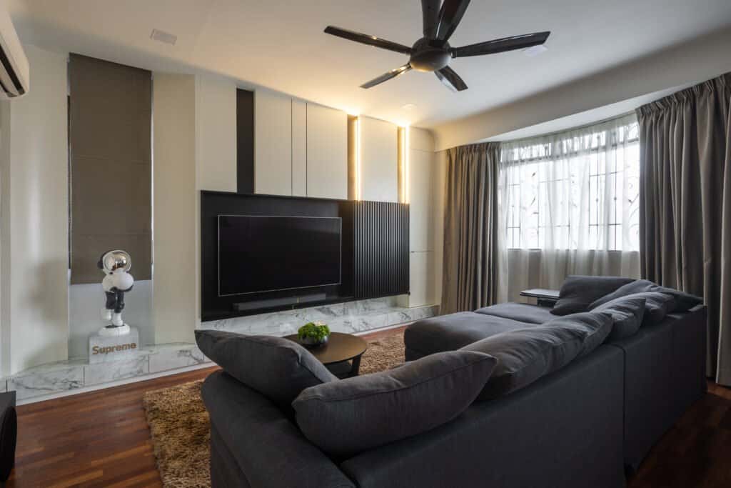 Modern living room interior with sleek design, comfortable sofa, and stylish wall decor - perfect for contemporary Optima spaces.